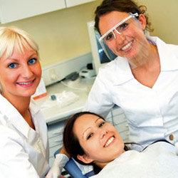 Making an Impression : Women dentists build beautiful smiles