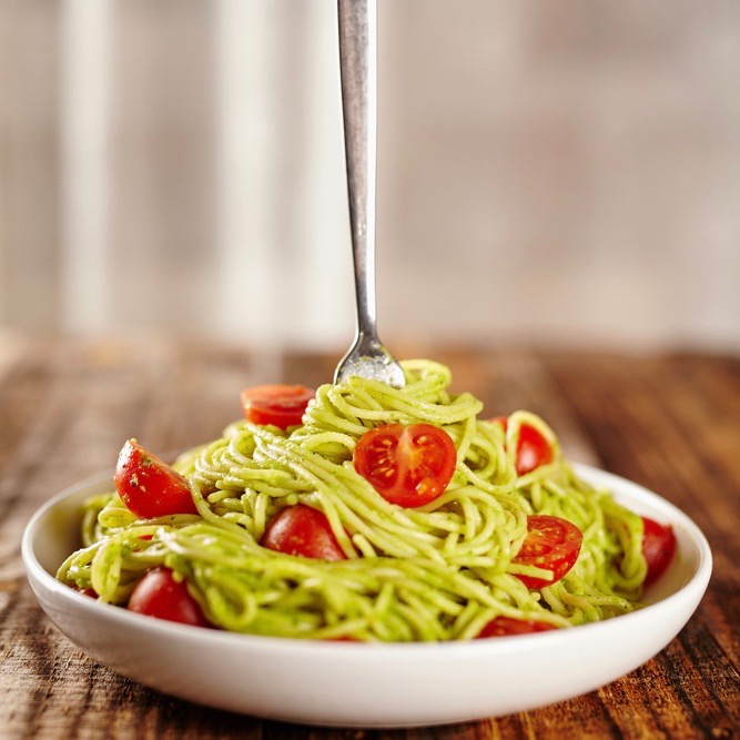 Creamy Avocado Pesto Pasta