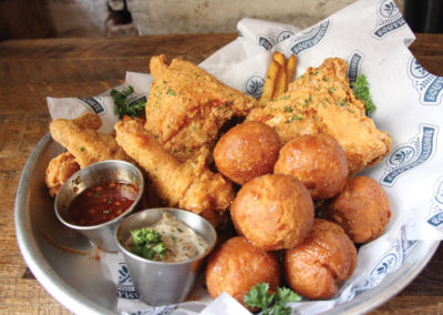 SOUTHERLEIGH'S FRIED CHICKEN AND BISCUITS